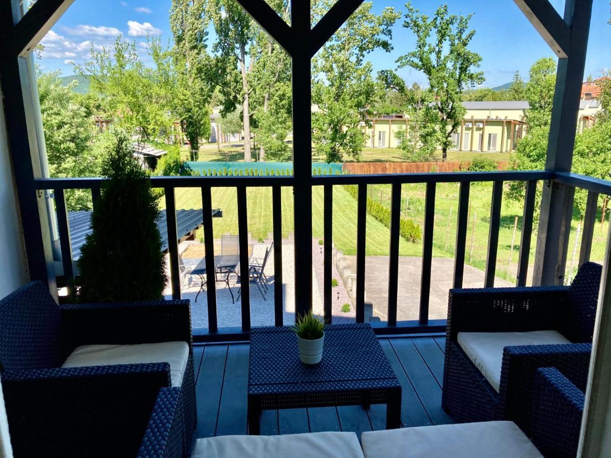 City Apartment Štúrovo Εξωτερικό φωτογραφία