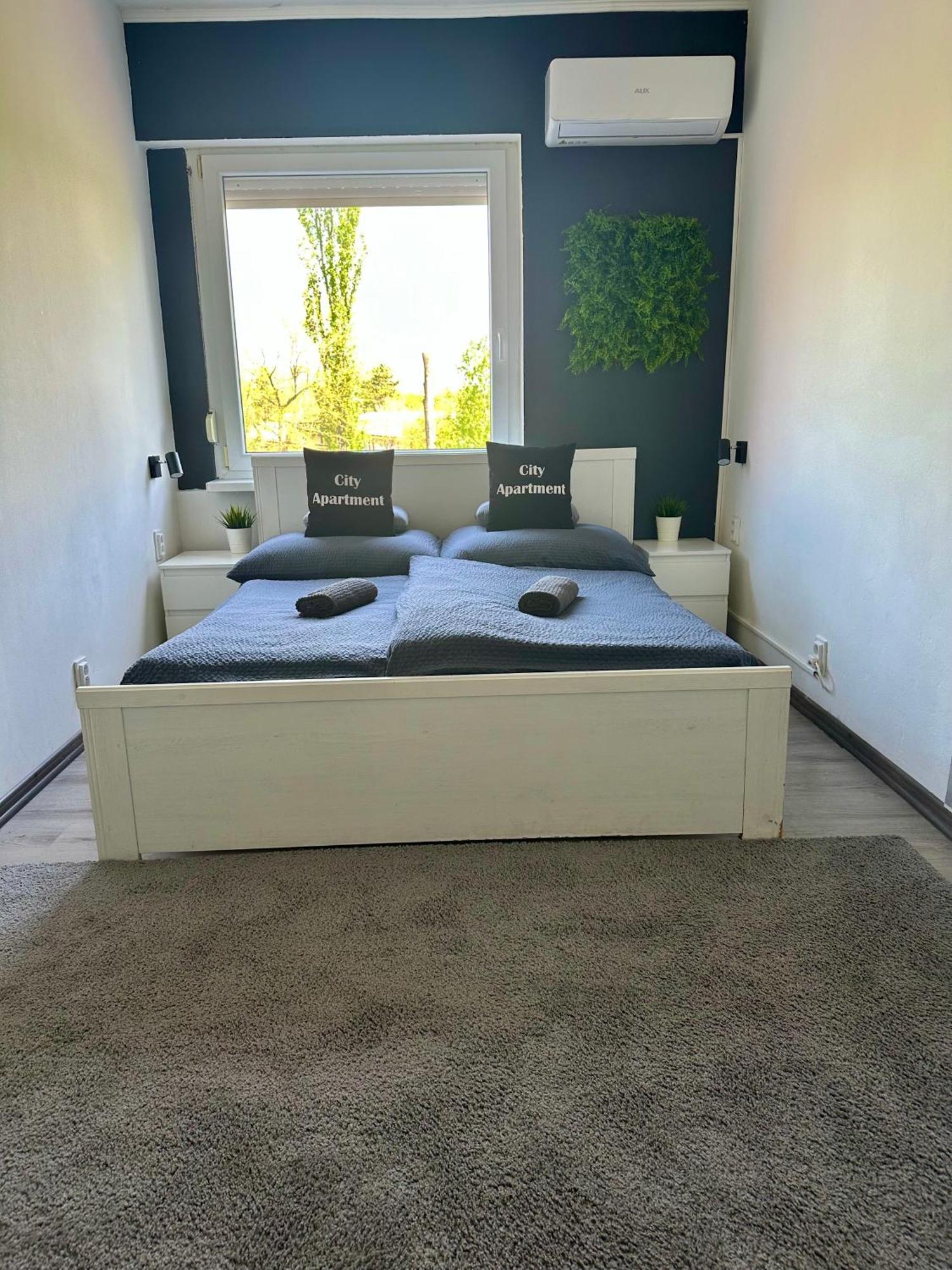 City Apartment Štúrovo Εξωτερικό φωτογραφία